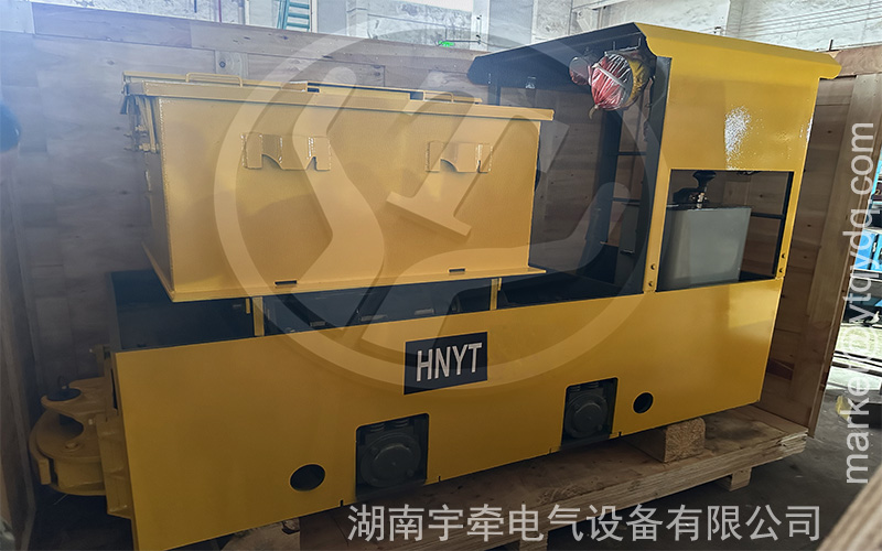 2.5噸蓄電池電機(jī)車(chē)出口海外3.jpg